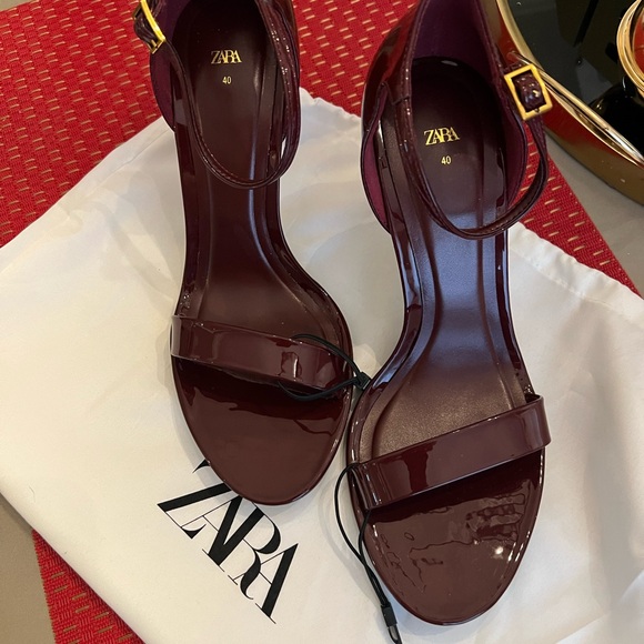 Zara strappy faux patent heel - Picture 9 of 10